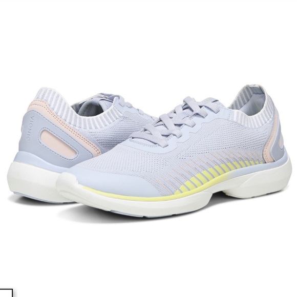 Vionic Embolden Women's Knit Slip-on Sneaker Size 6 - Picture 1 of 15